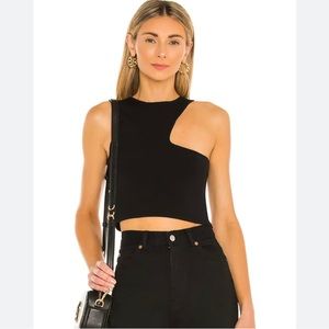 Black superdown top with cut